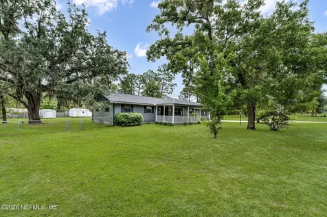 211 Dow Court Green Cove Springs FL 32043
