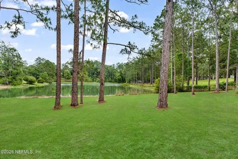 211 Dow Court Green Cove Springs FL 32043