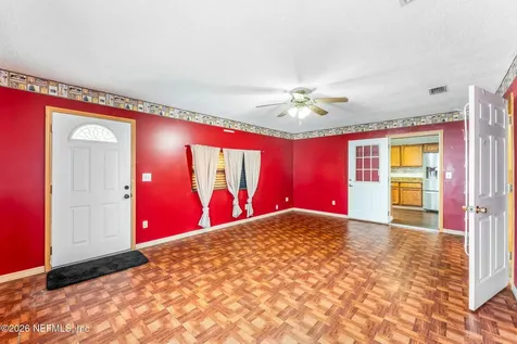 211 Dow Court Green Cove Springs FL 32043