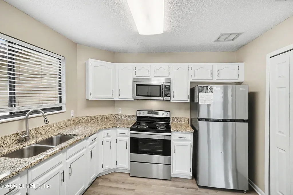 7739 Settlers Landing Trail S Jacksonville FL 32244