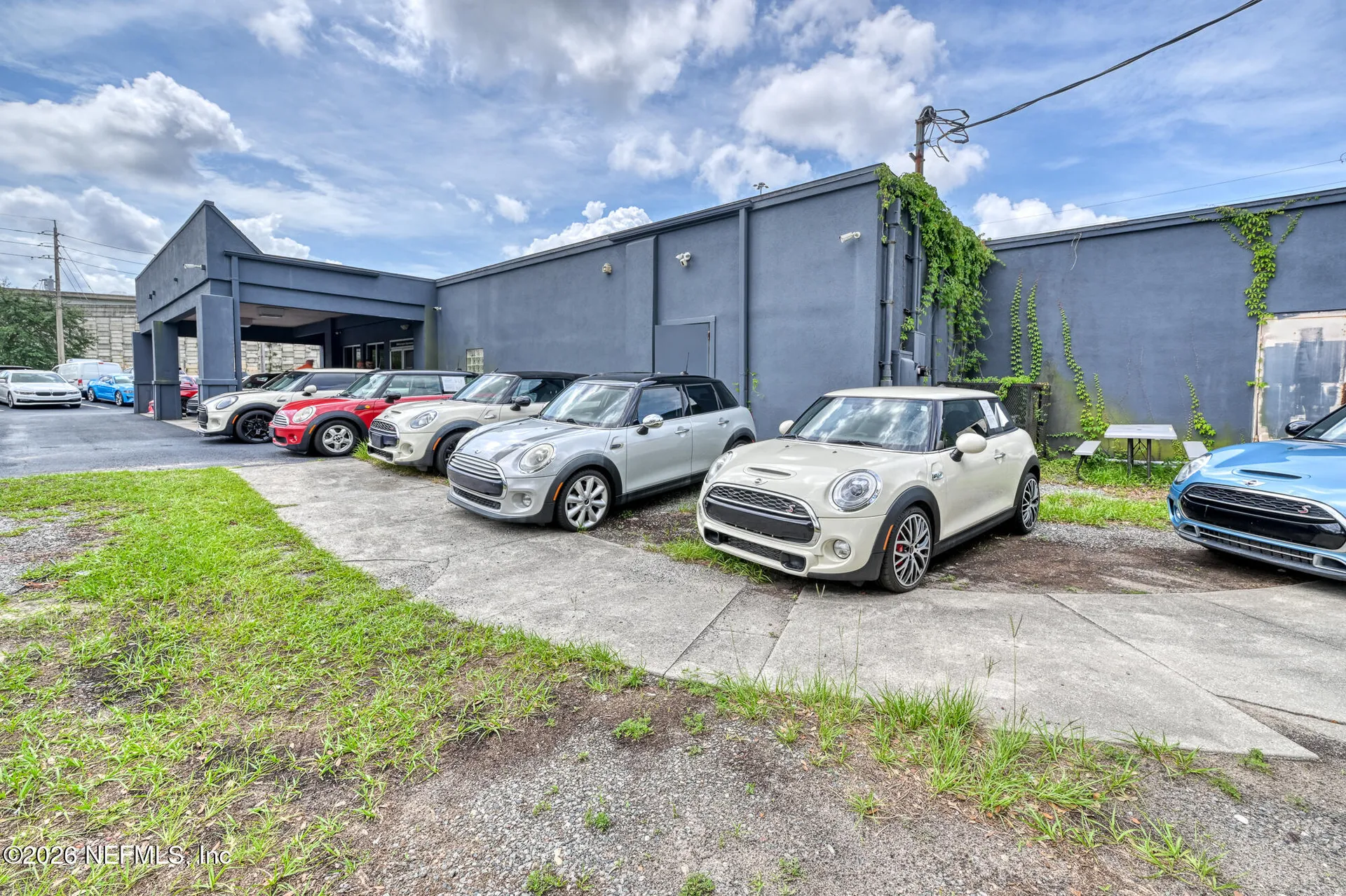 8849 Arlington Expressway Jacksonville FL 32211