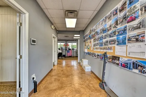 8849 Arlington Expressway Jacksonville FL 32211