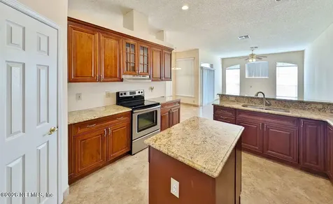 2413 Cedar Trace Drive W Jacksonville FL 32246