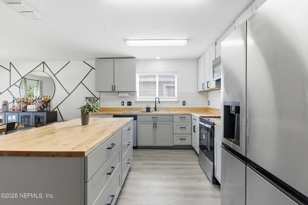 6405 Barrington Cove Lane Jacksonville FL 32218