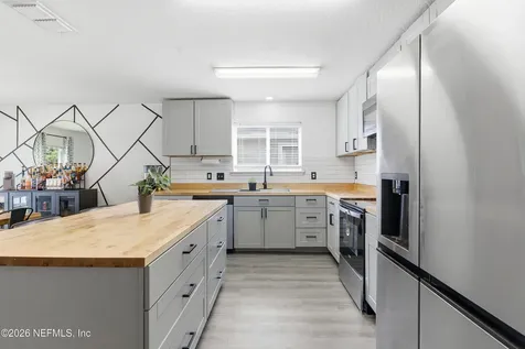 6405 Barrington Cove Lane Jacksonville FL 32218