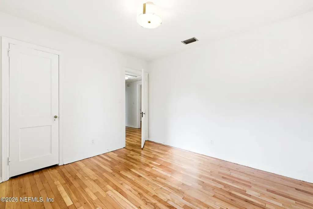 4737 Manchester Road Jacksonville FL 32210