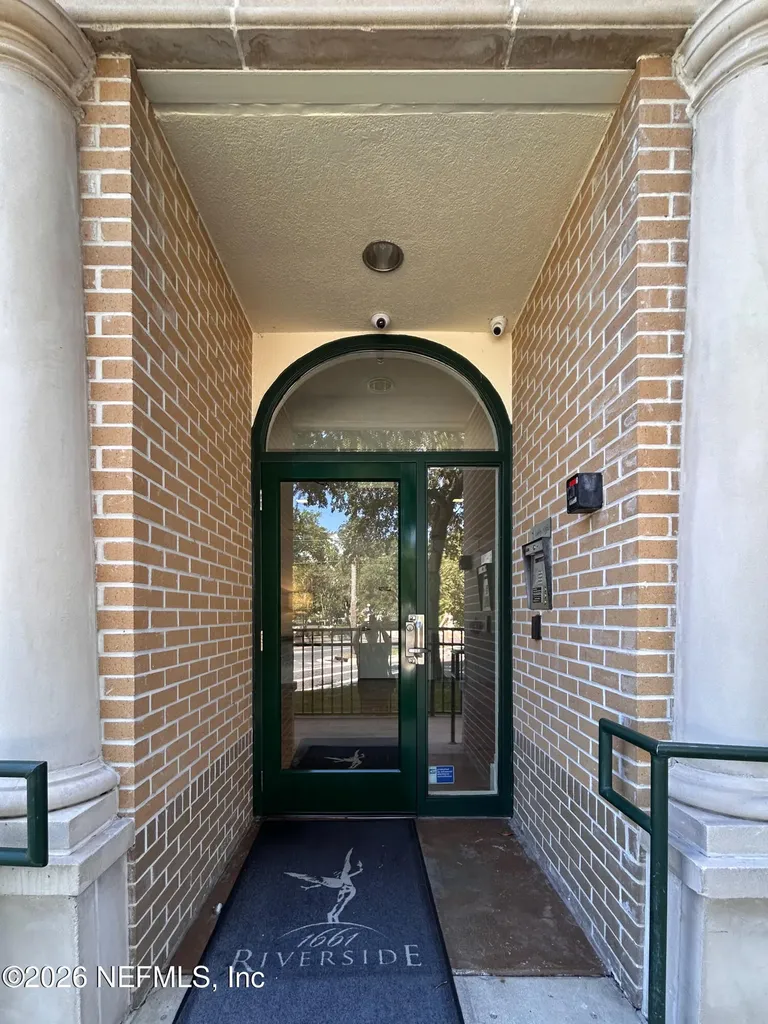 1661 Riverside Avenue Jacksonville FL 32204