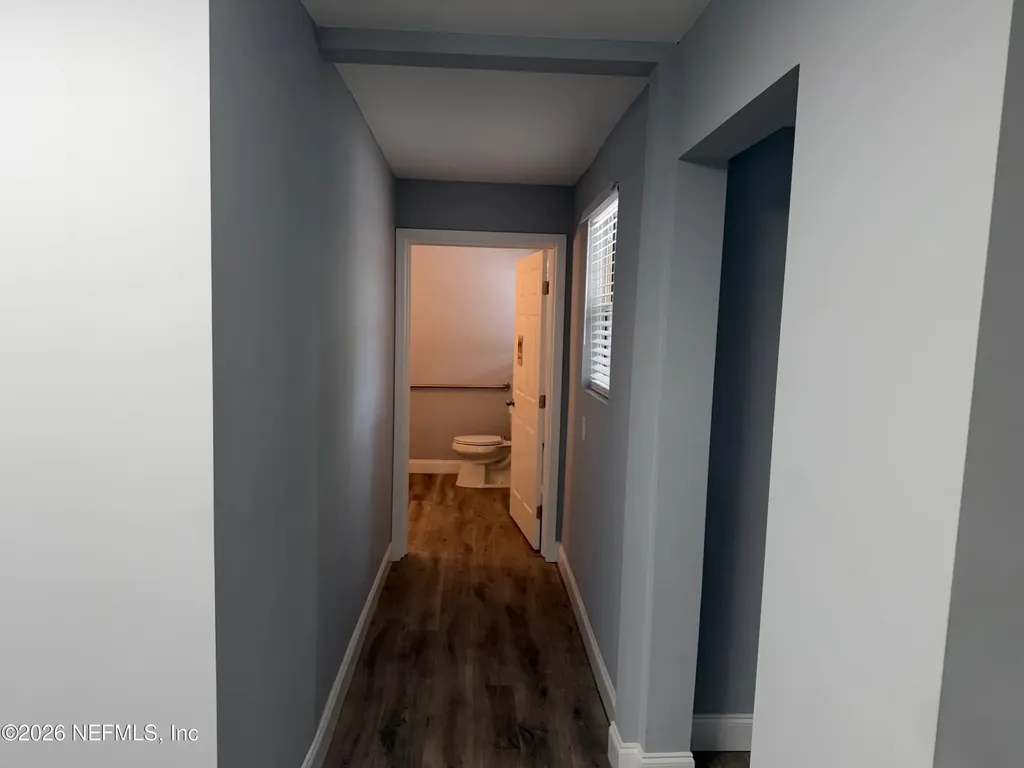 1646 Rogero Road Jacksonville FL 32211