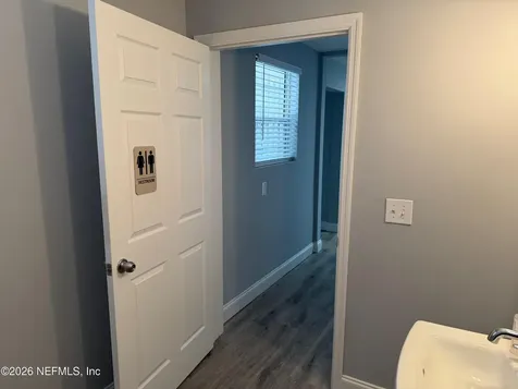 1646 Rogero Road Jacksonville FL 32211