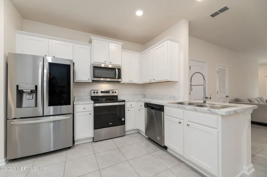 9621 Baylin Court Jacksonville FL 32256