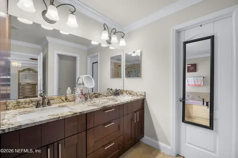 524 E Silverthorn Lane Ponte Vedra FL 32081