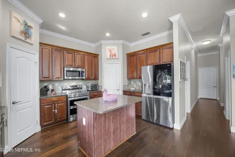 524 E Silverthorn Lane Ponte Vedra FL 32081