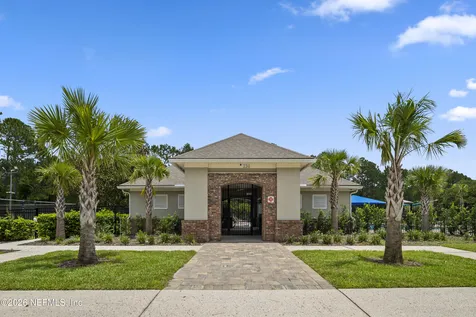 524 E Silverthorn Lane Ponte Vedra FL 32081