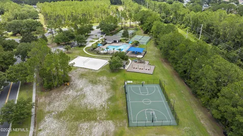524 E Silverthorn Lane Ponte Vedra FL 32081