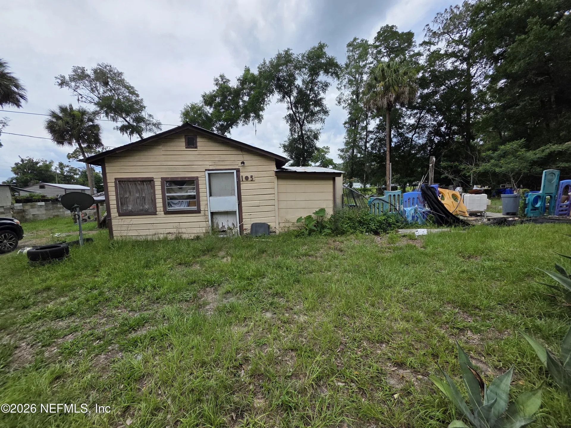 105 Brooks Street Pomona Park FL 32181