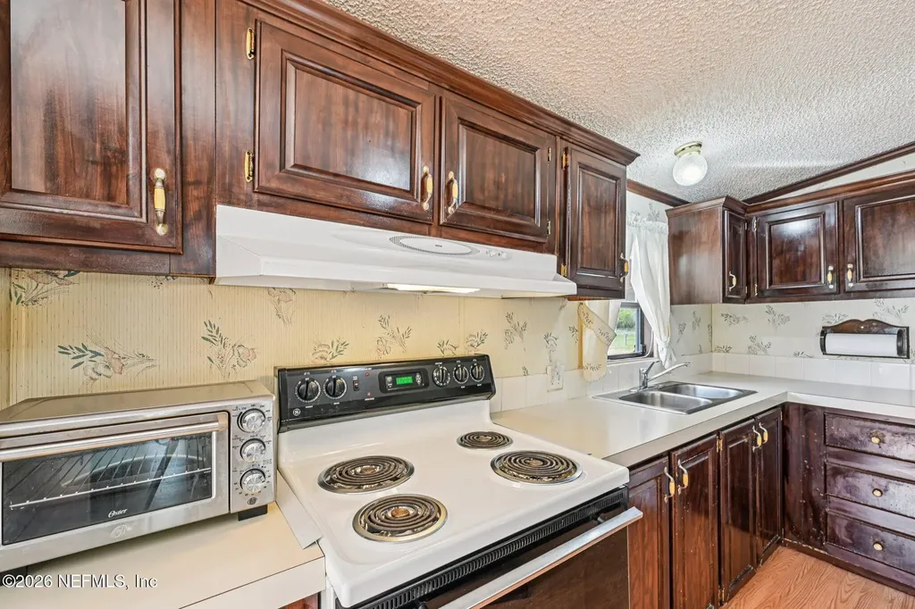 128 Sesame Street Middleburg FL 32068