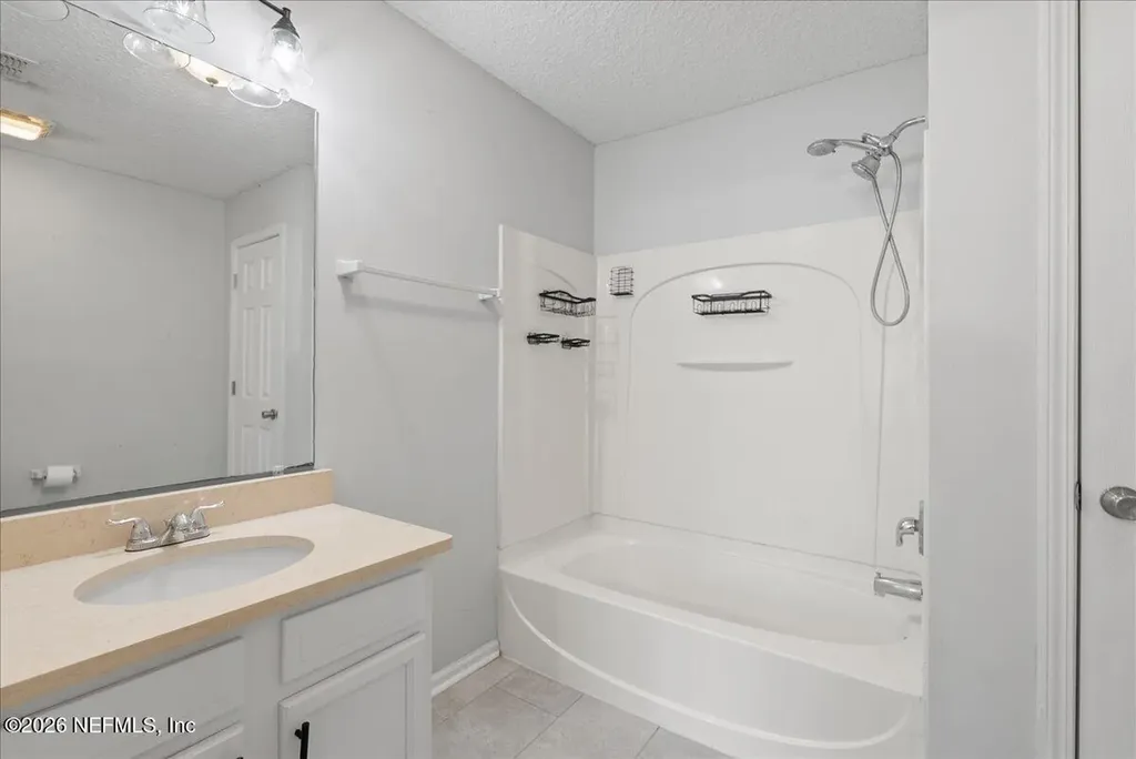 3862 Orlando Circle W Jacksonville FL 32207