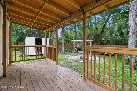 3862 Orlando Circle W Jacksonville FL 32207