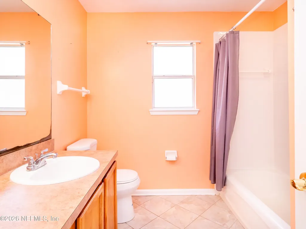 2704 Coachman Lakes Drive Jacksonville FL 32246