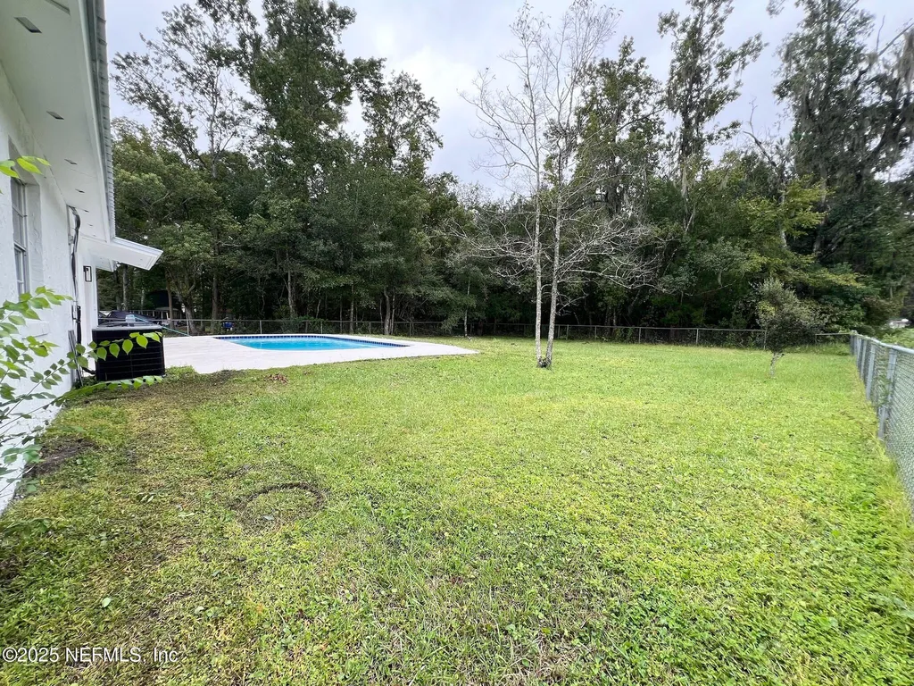300 E Lattin Street Hastings FL 32145