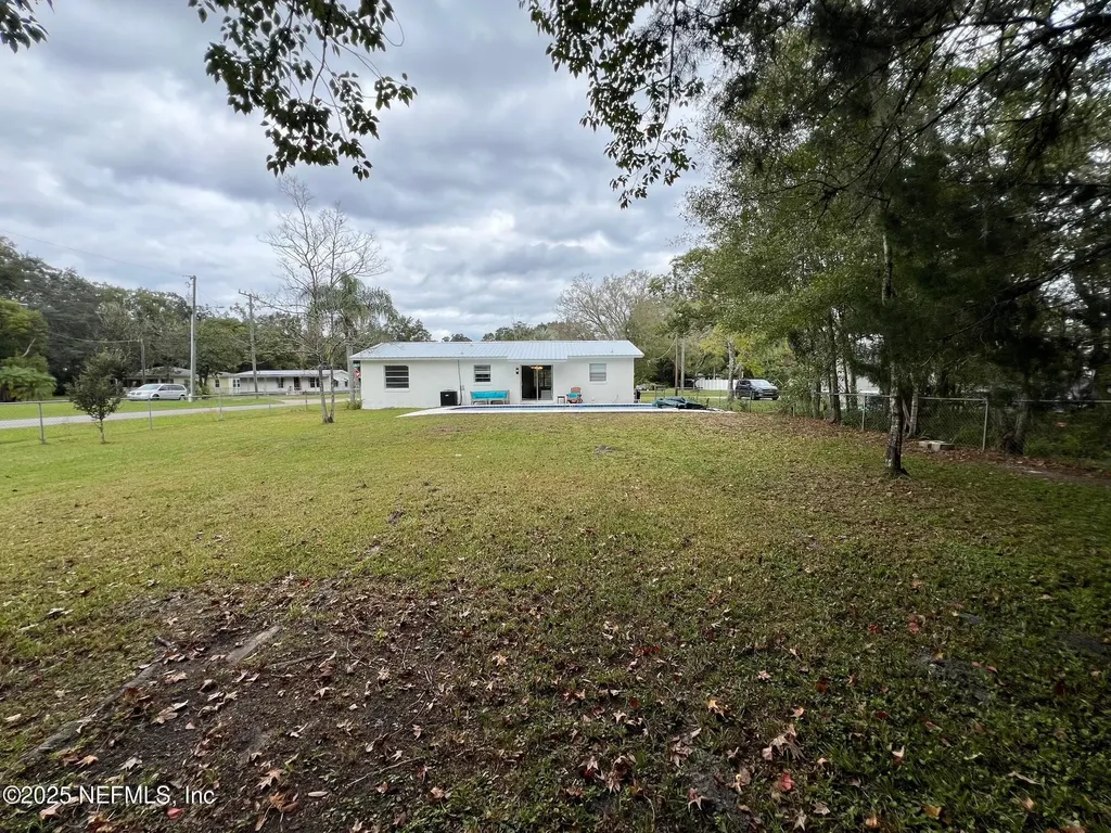 300 E Lattin Street Hastings FL 32145