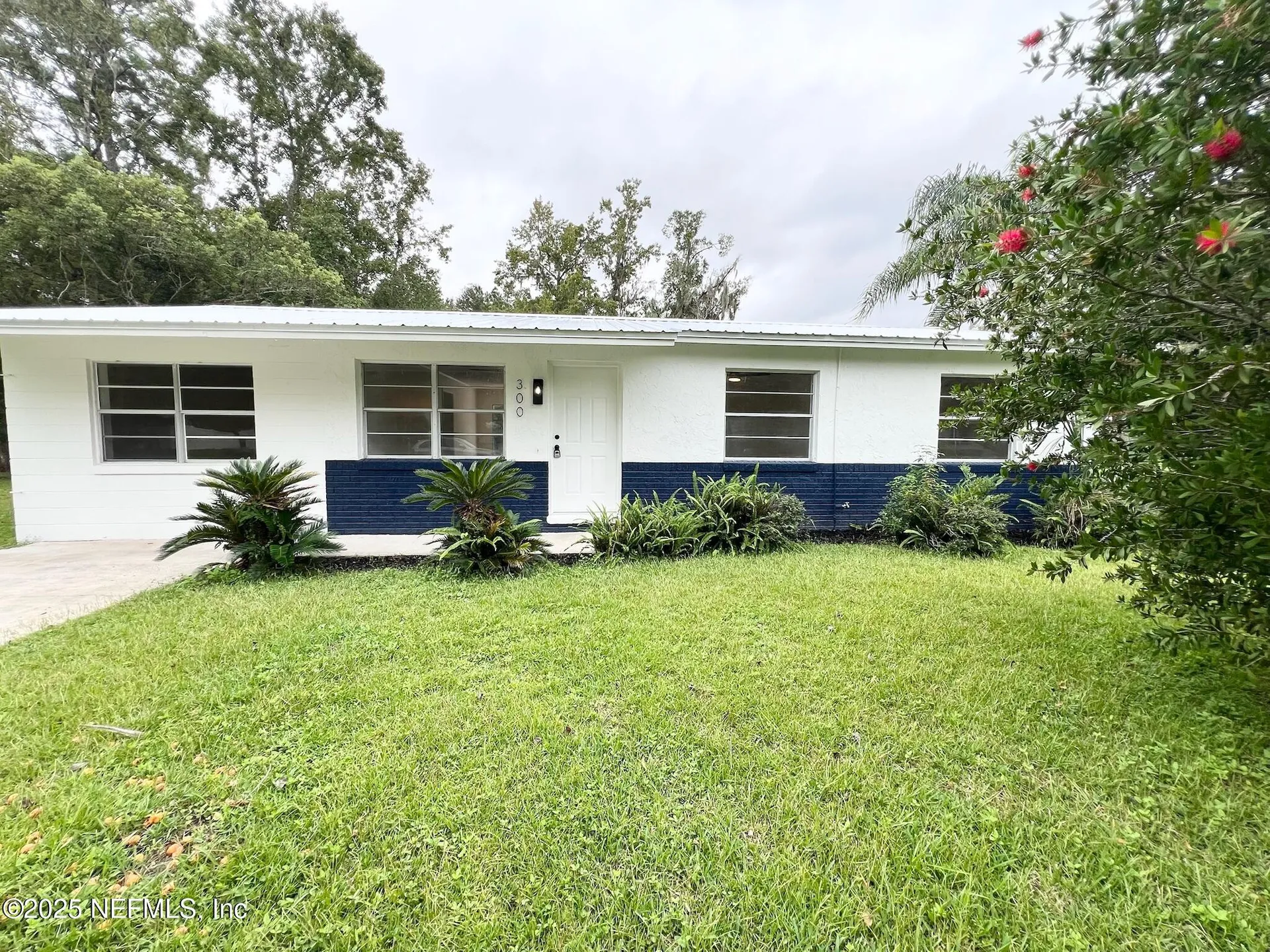 300 E Lattin Street Hastings FL 32145