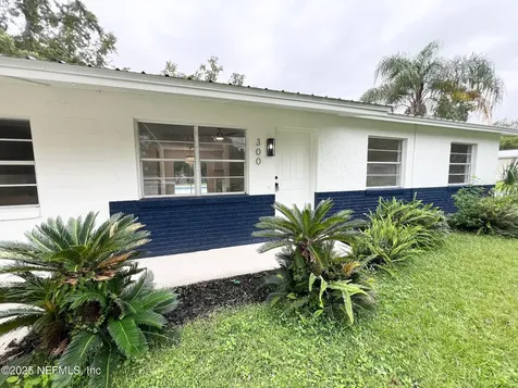 300 E Lattin Street Hastings FL 32145