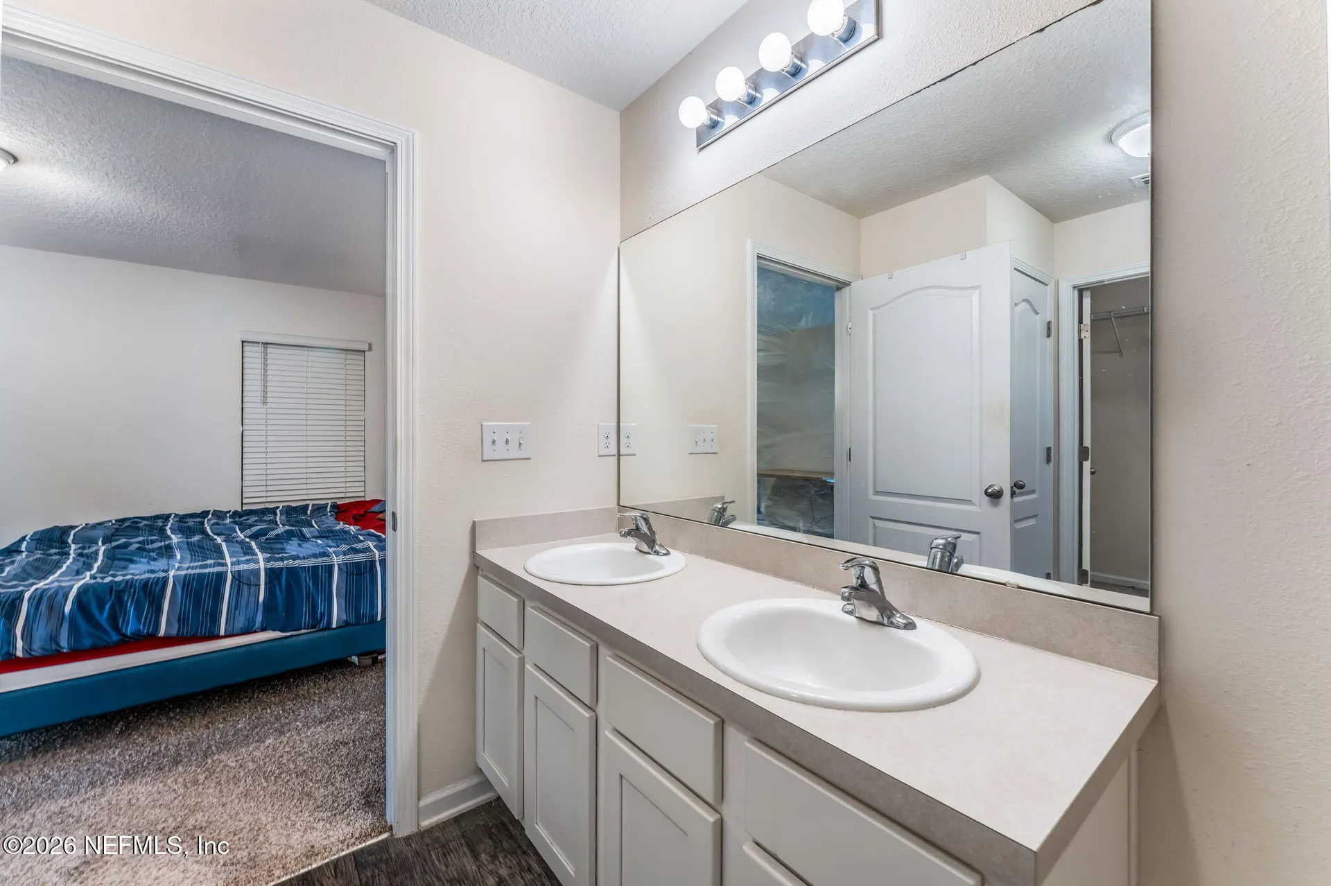 8342 Meadow Walk Lane Jacksonville FL 32256