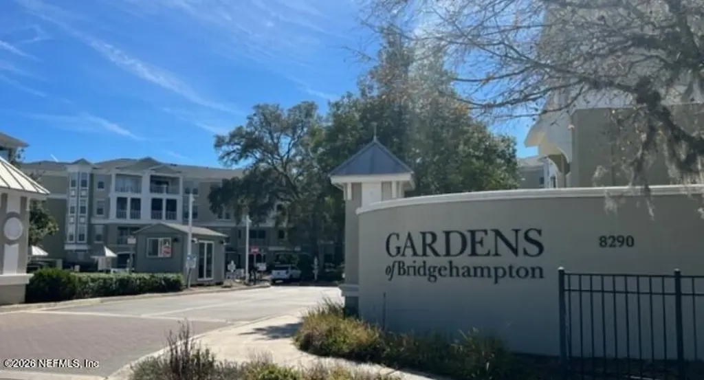 8290 Gate Parkway Jacksonville FL 32216