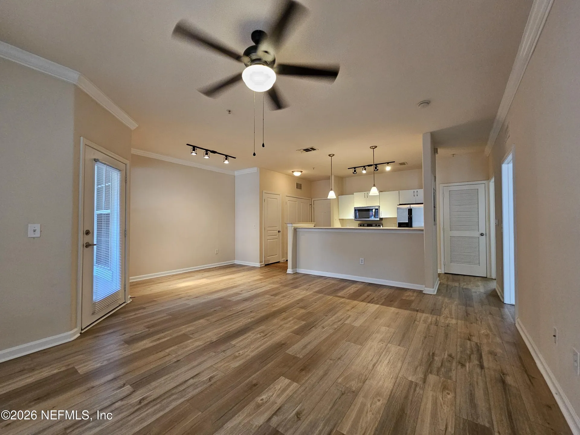 8290 Gate Parkway Jacksonville FL 32216