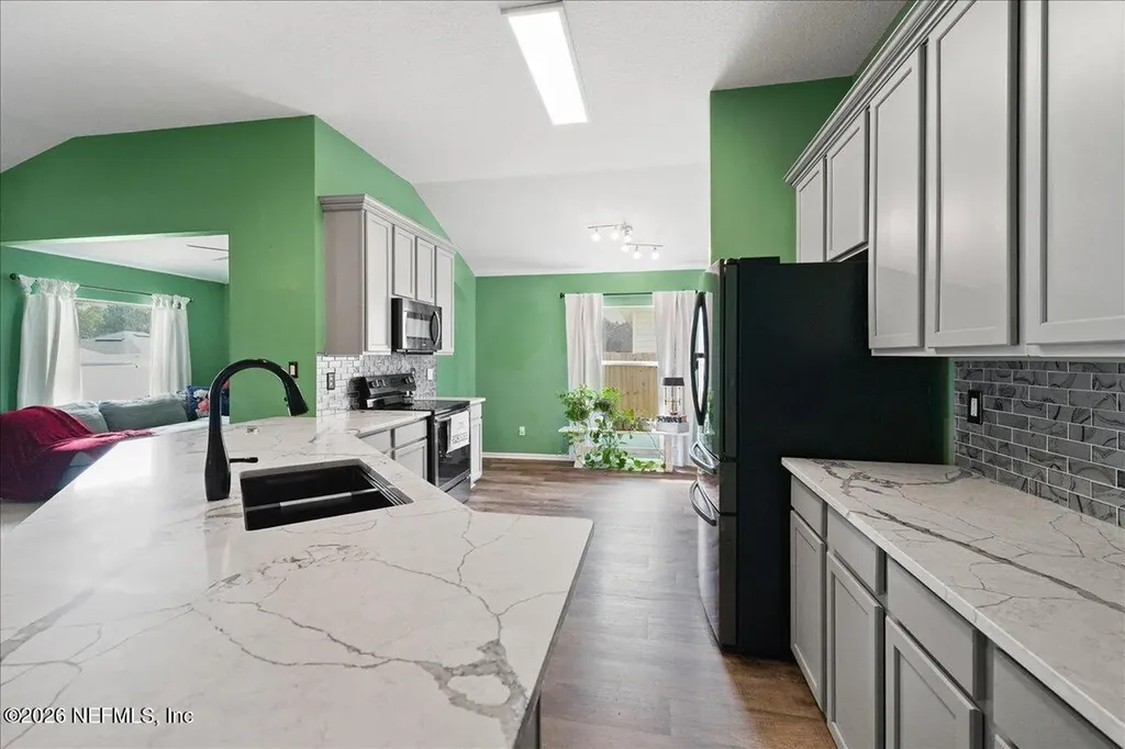 2624 Creekfront Drive Green Cove Springs FL 32043