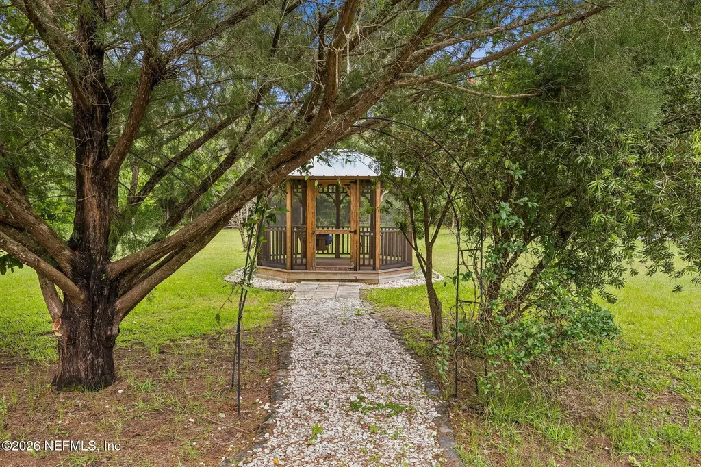 85184 Burmeister Road Fernandina Beach FL 32034