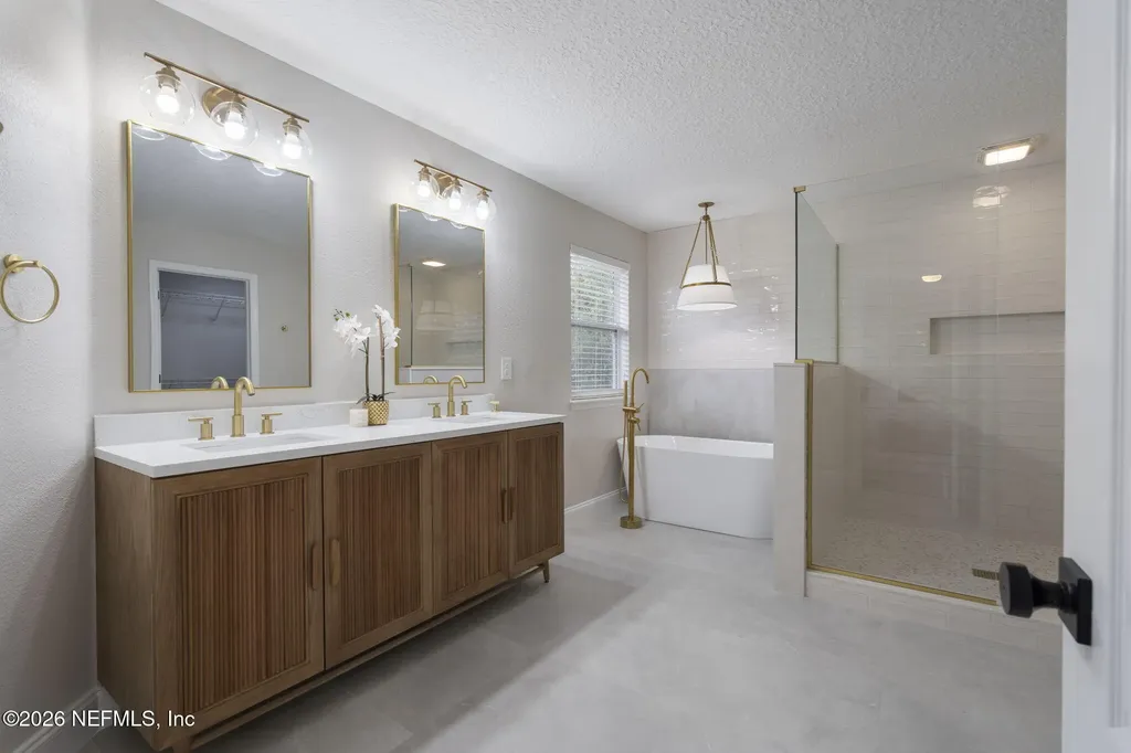 2270 Club Lake Drive Orange Park FL 32065