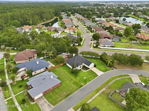 2320 Chartley Lane N Jacksonville FL 32246