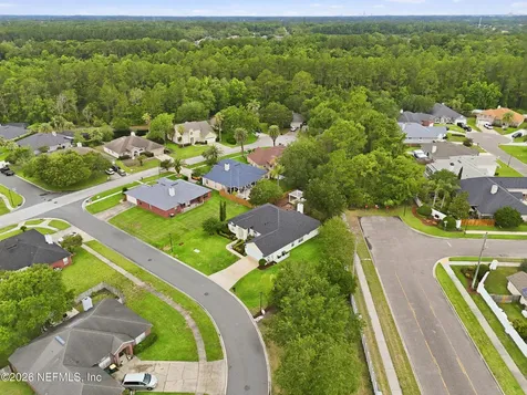 2320 Chartley Lane N Jacksonville FL 32246