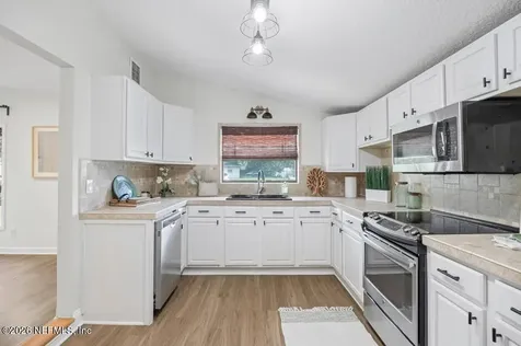 3044 Lorman Drive Jacksonville FL 32223