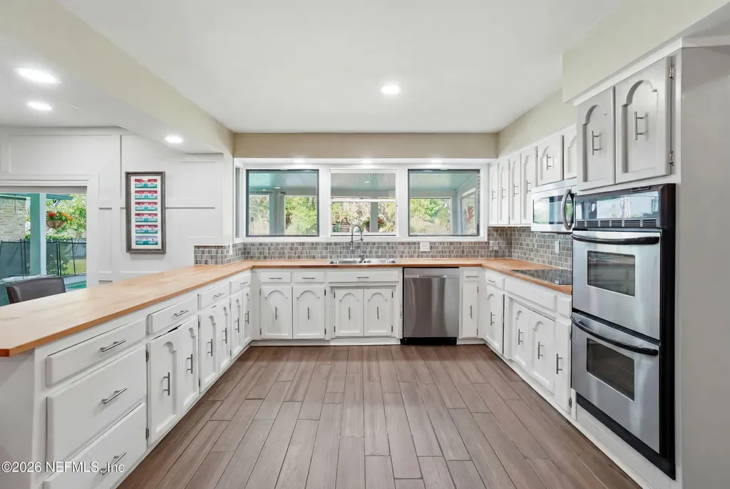 4042 Harbour Cove Drive Jacksonville FL 32225