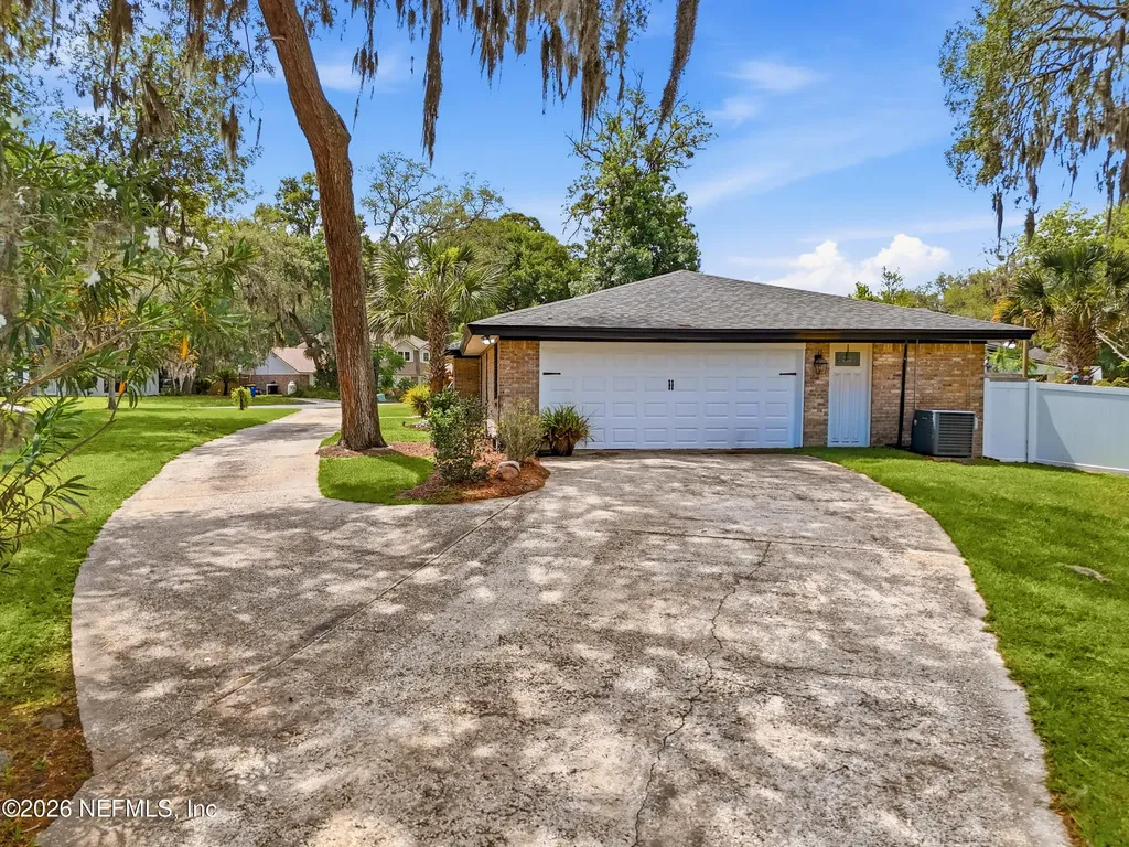 4042 Harbour Cove Drive Jacksonville FL 32225