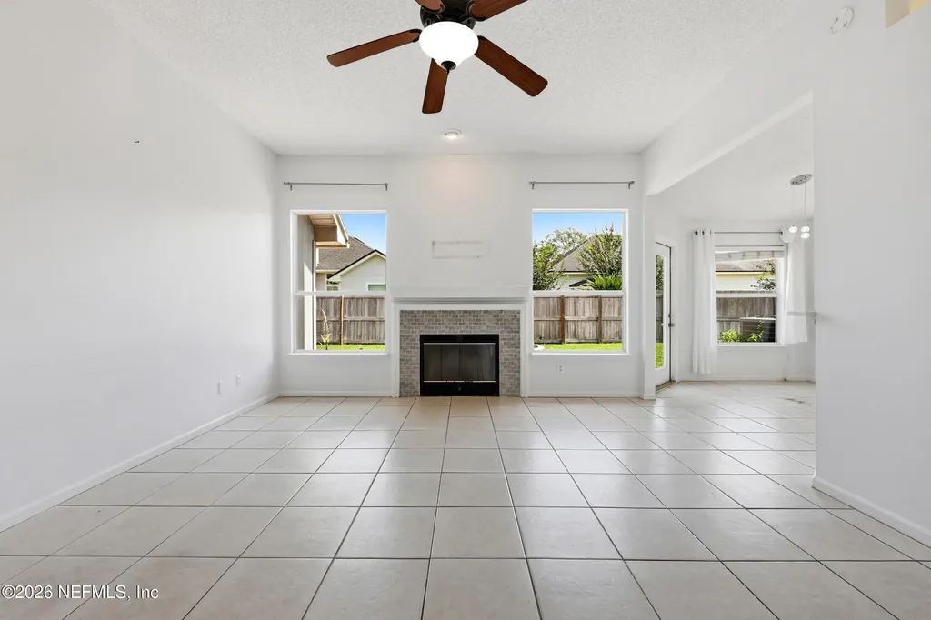 424 Buckeye Lane E Jacksonville FL 32259