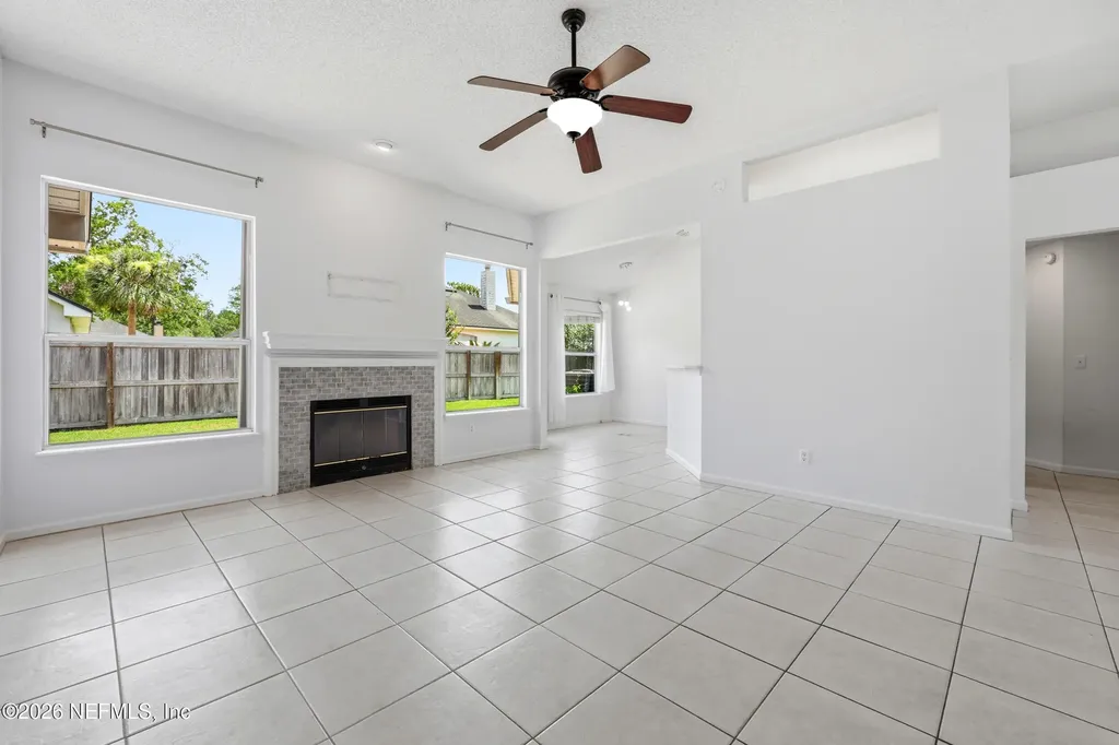 424 Buckeye Lane E Jacksonville FL 32259