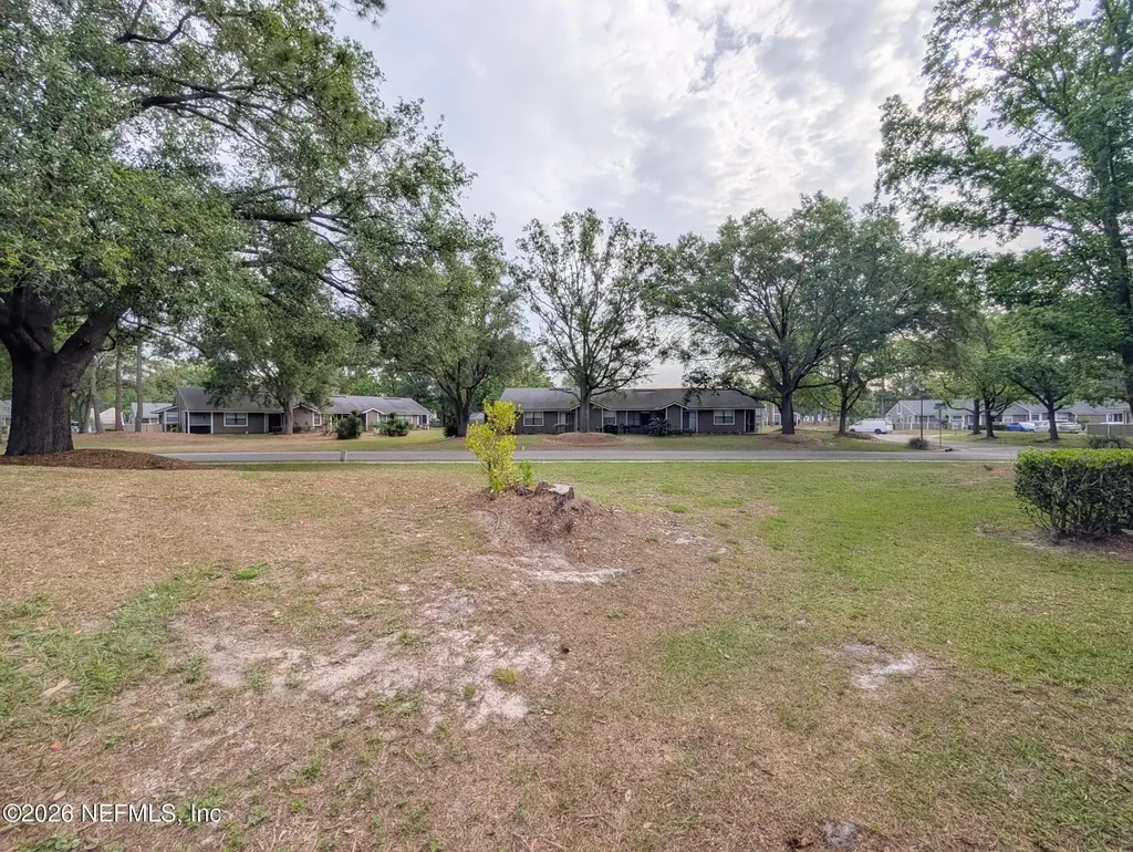 8412 Long Meadow Circle N Jacksonville FL 32244