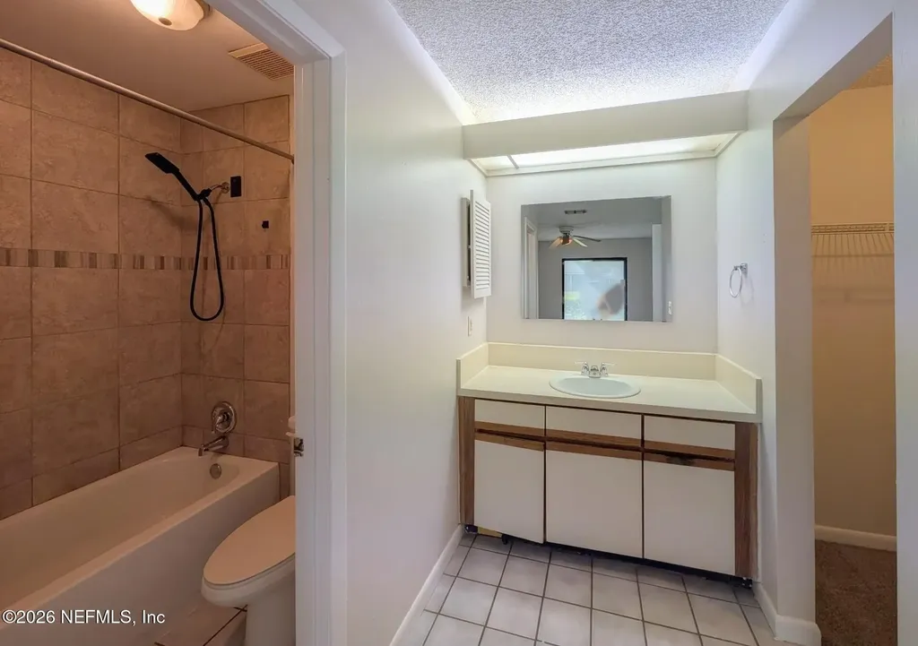 8412 Long Meadow Circle N Jacksonville FL 32244
