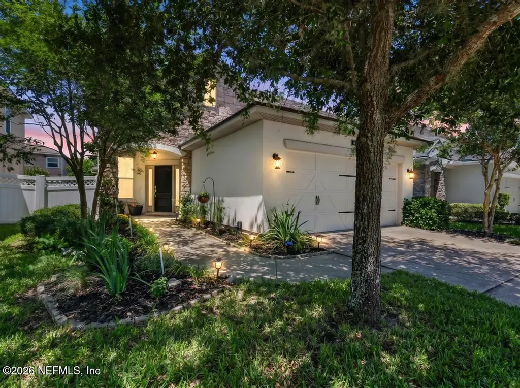 63 Forest Edge Drive St. Johns FL 32259