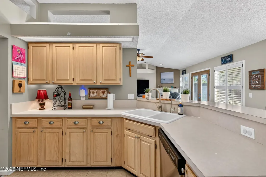 629 Hummingbird Court Jacksonville FL 32259