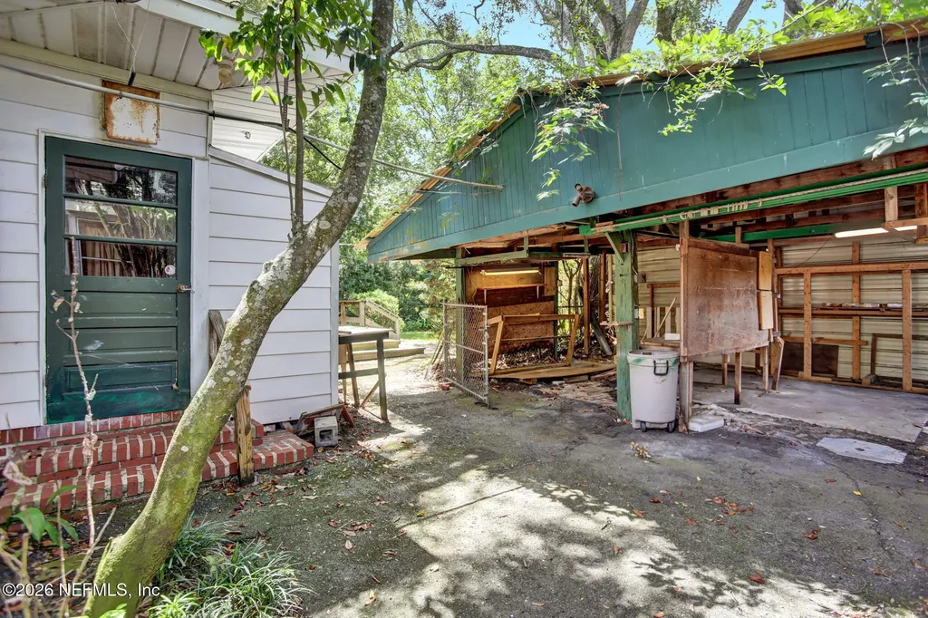 4250 Davinci Avenue Jacksonville FL 32210