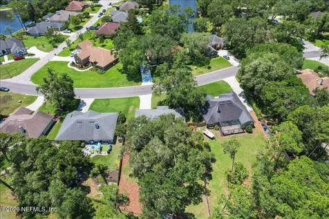 1113 Lake Parke Drive St. Johns FL 32259