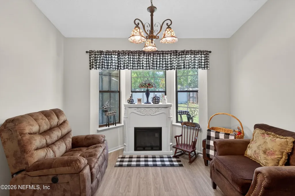 8446 Allwine Court Jacksonville FL 32244