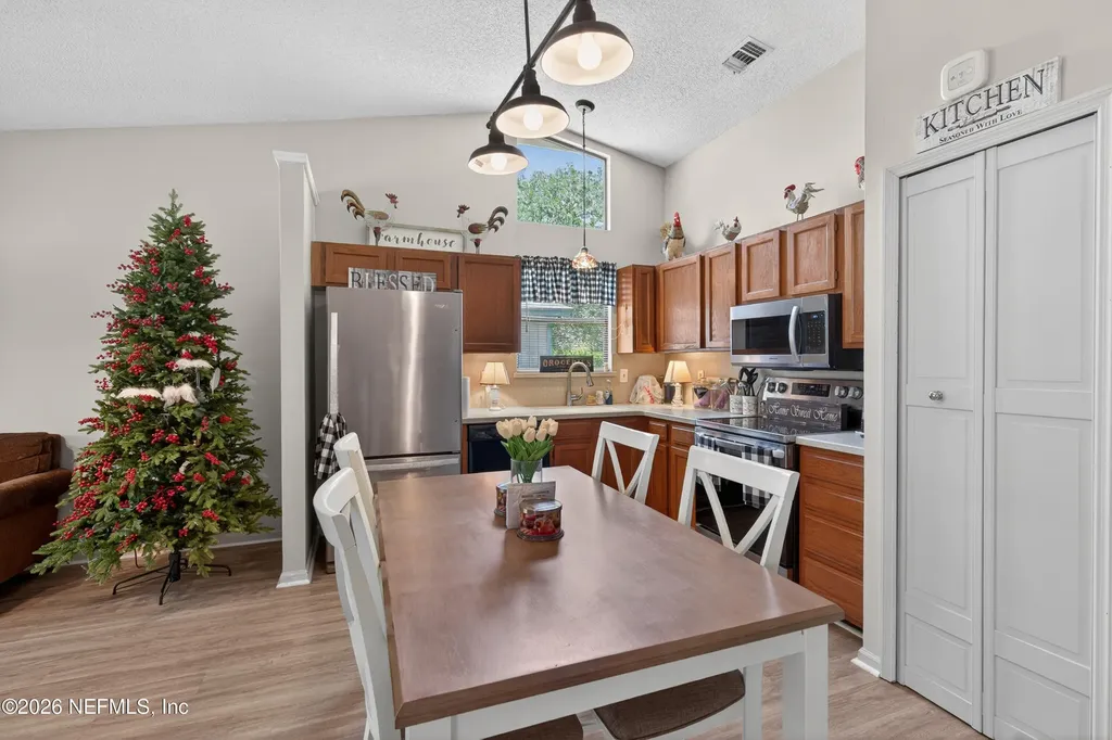 8446 Allwine Court Jacksonville FL 32244