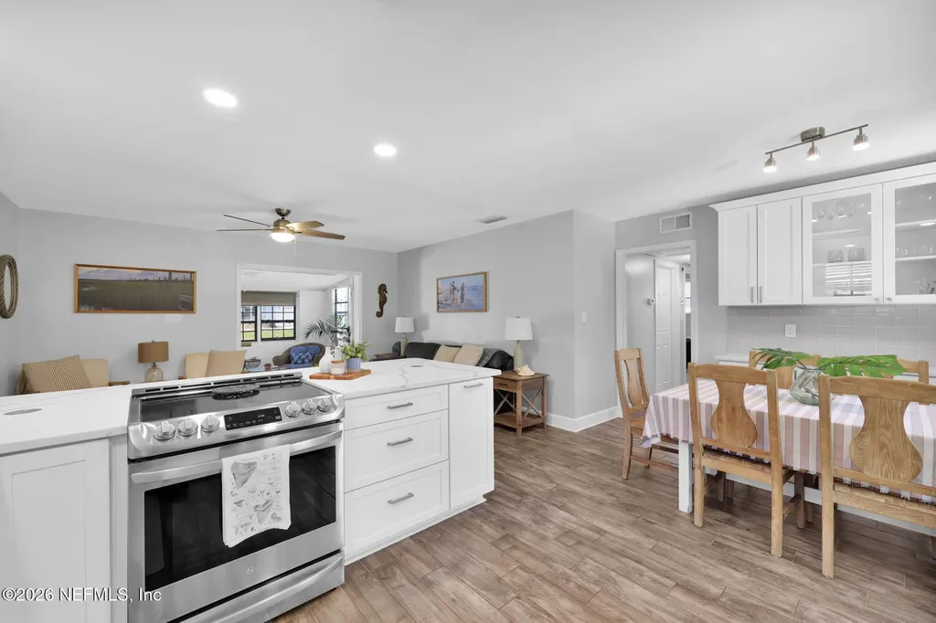 16 San Pablo Circle N Jacksonville Beach FL 32250