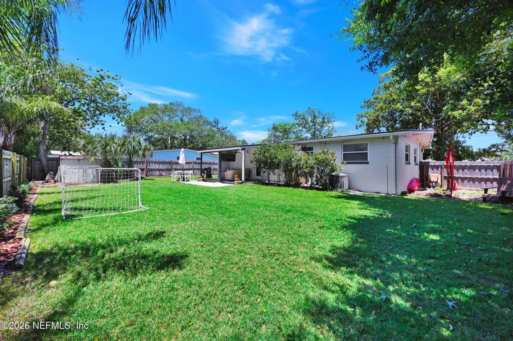 16 San Pablo Circle N Jacksonville Beach FL 32250